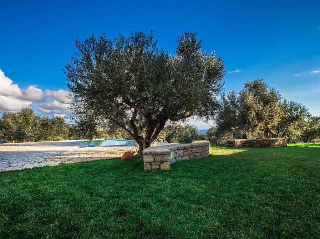 Abelia Luxurious Villas Finikounta Eksteriør bilde