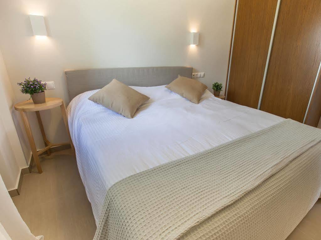 Abelia Luxurious Villas Finikounta Eksteriør bilde