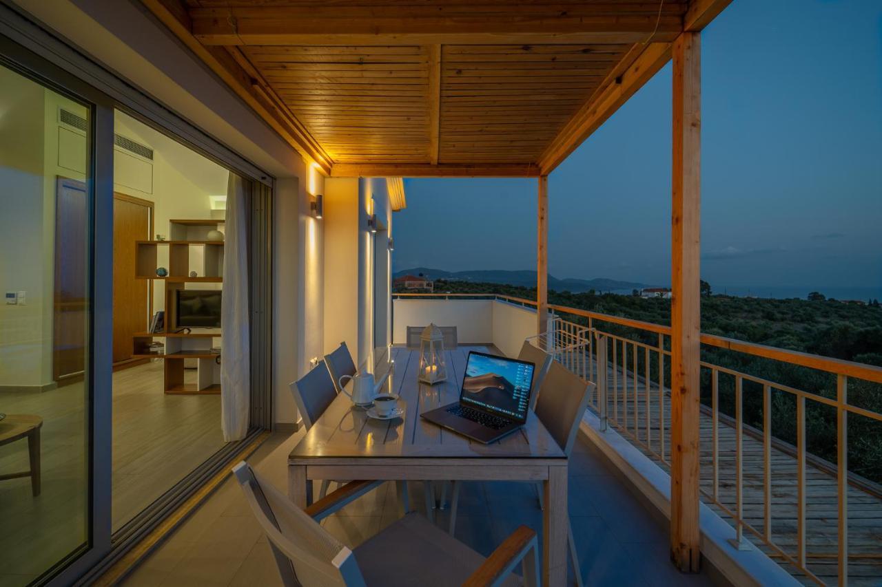 Abelia Luxurious Villas Finikounta Eksteriør bilde